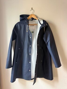 Stutterheim Navy Hooded Raincoat with Light Lining